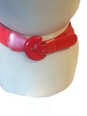 Fabulous Vintage (1980s) Anne Klein for Calderon Red Leather Belt - Size L